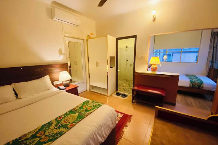 Room 56 of 214