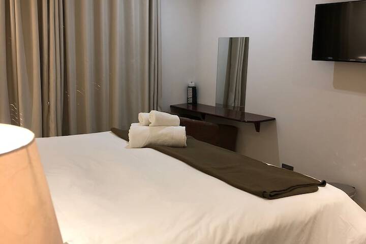 Room 13 of 94