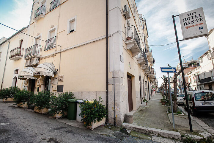 HOTEL DANTE