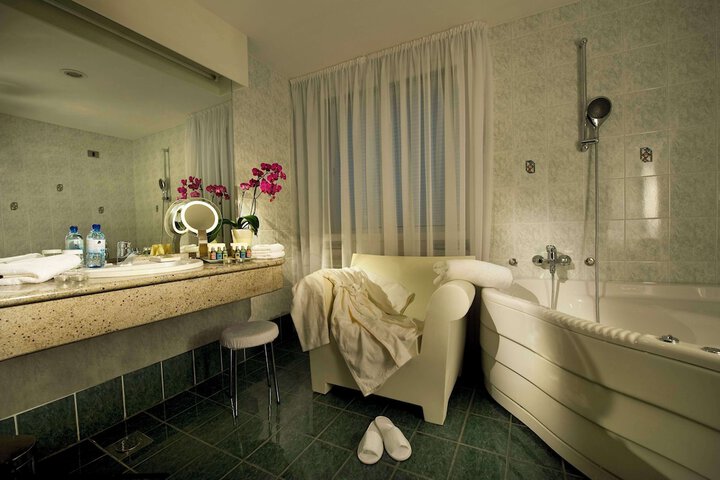Bath Amenities