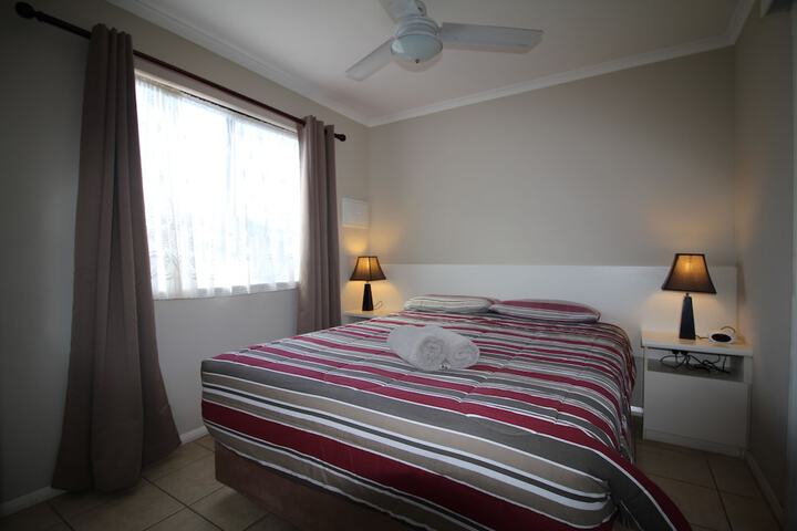 Room 4 of 116