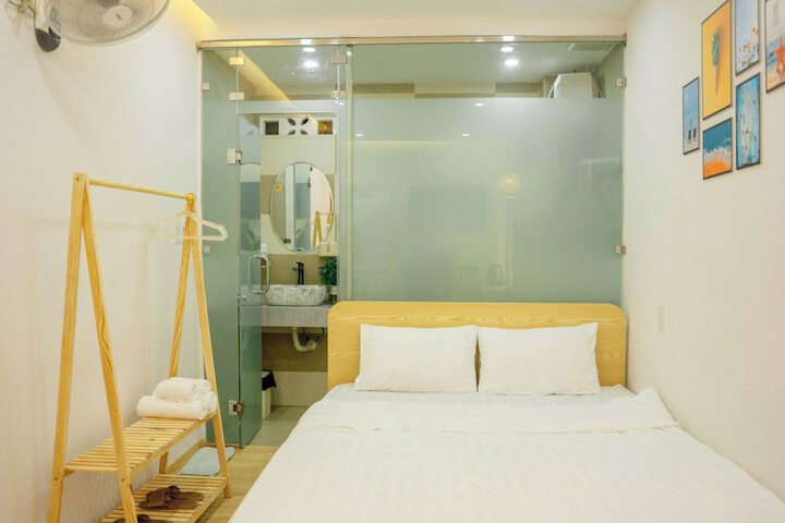 Room 22 of 63