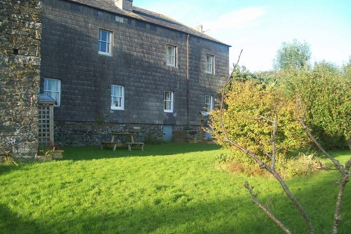 Hotel Entry