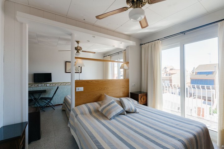 Room 12 of 47