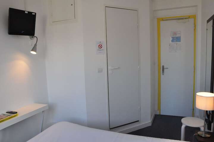 Room 39 of 98