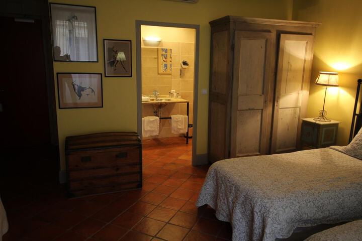 Room 26 of 55