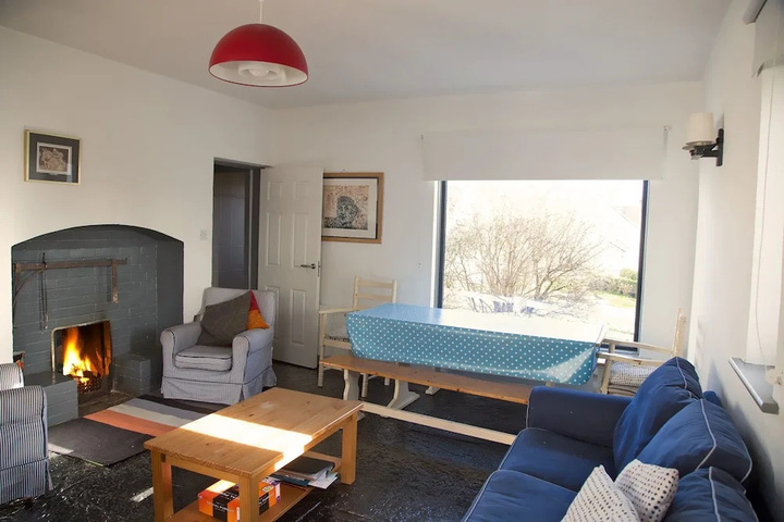 Room 2 of 15