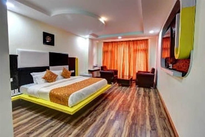 Room 3 of 20
