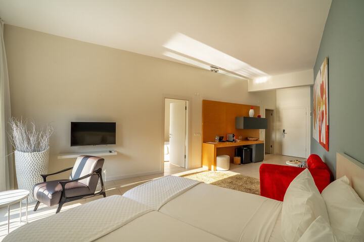 Room 13 of 70
