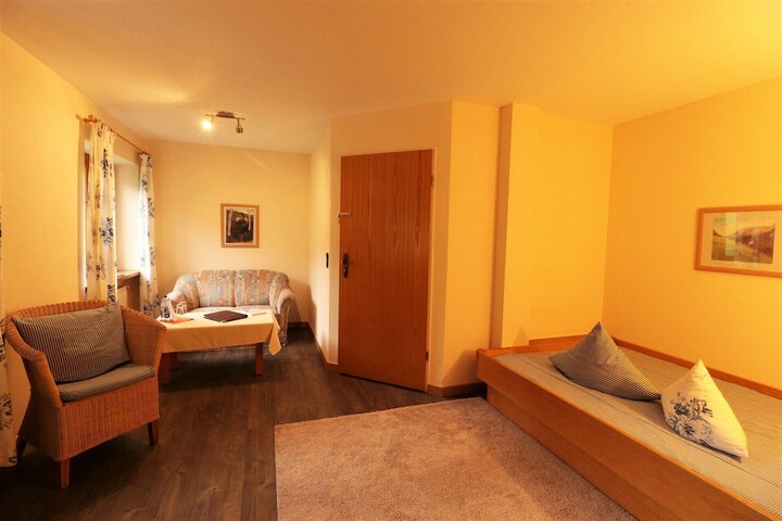 Room 19 of 65