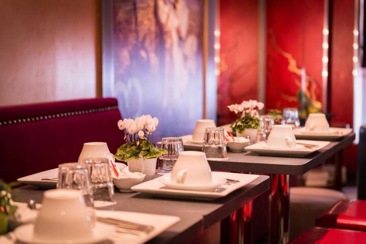 Dining 47 of 73