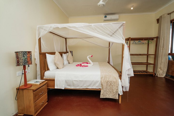 Room 15 of 61