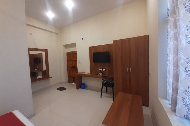 Room 7 of 51