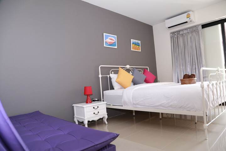 Room 21 of 94