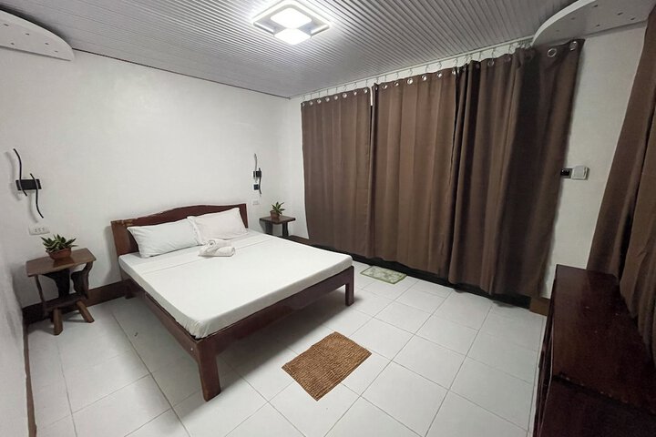 Room 12 of 61