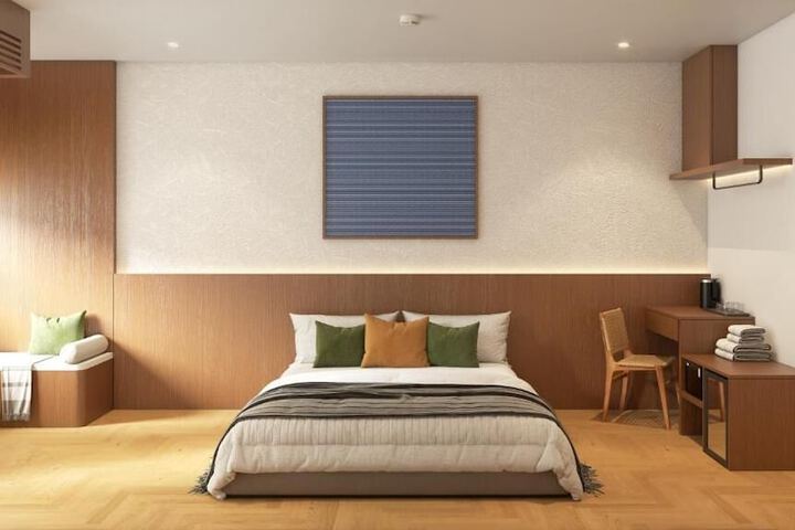 Room 16 of 19