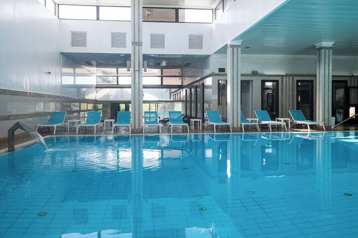 Pool 72 of 93