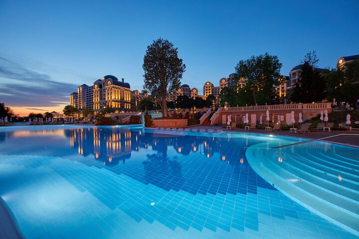 Pool 43 of 127