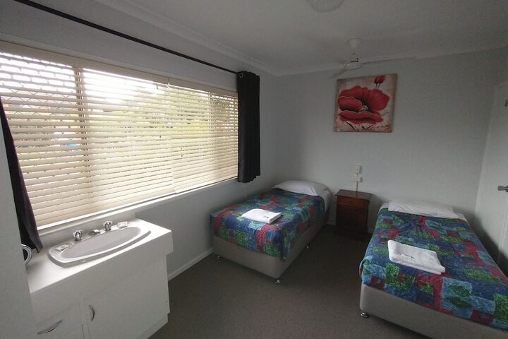 Room 7 of 109