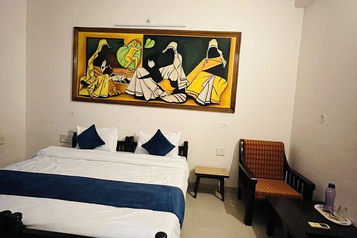 Room 5 of 26
