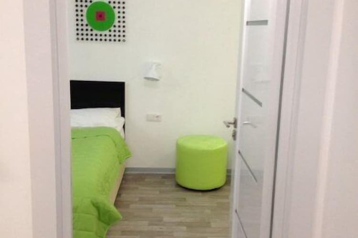 Room 13 of 63