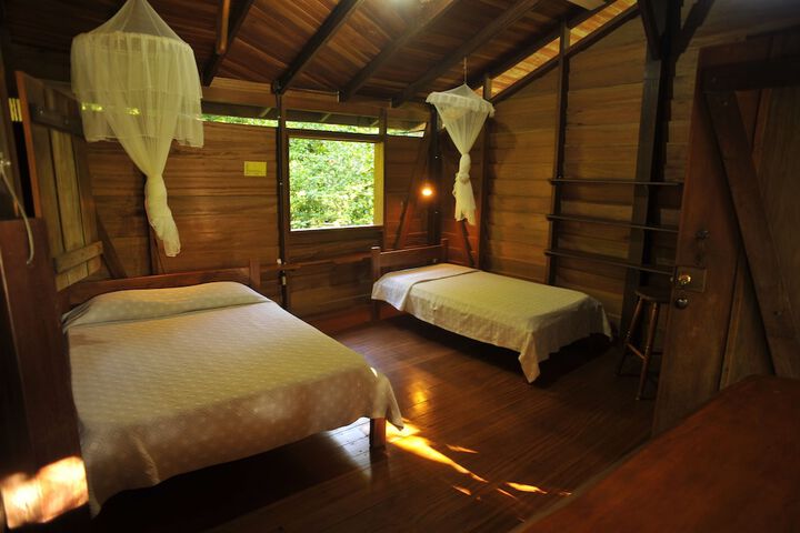 Room 5 of 28