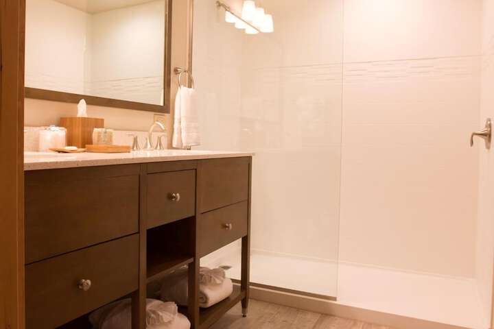 Room 33 of 63