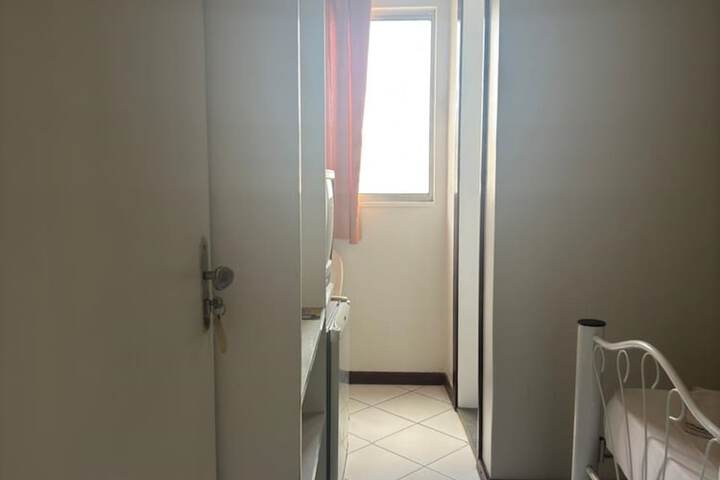 Room 10 of 51