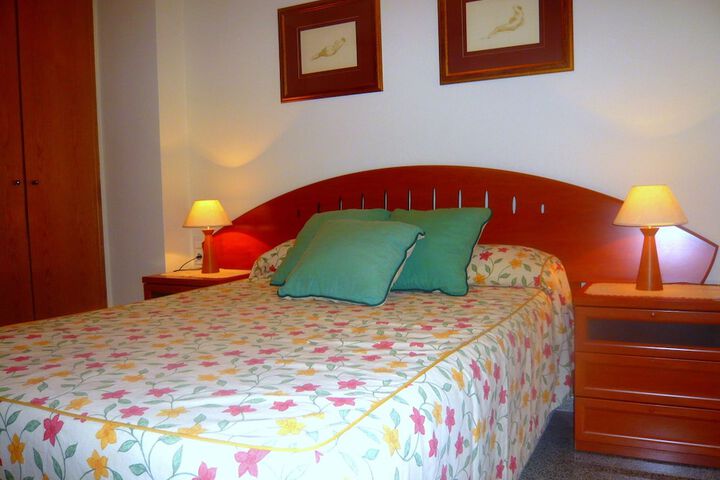Room 4 of 36