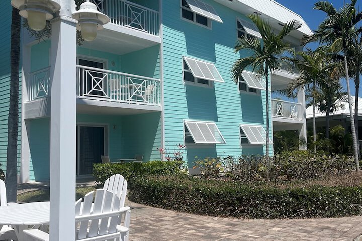 Hotel 102 of 104