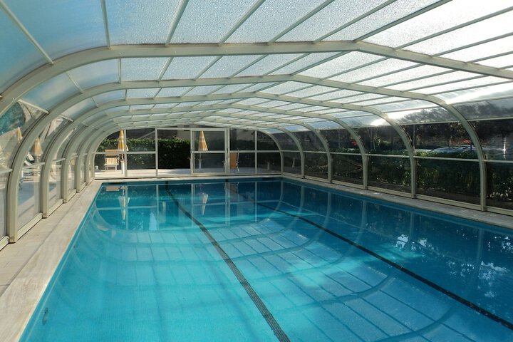 Pool 28 of 42