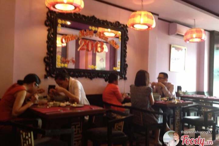 Dining 40 of 51