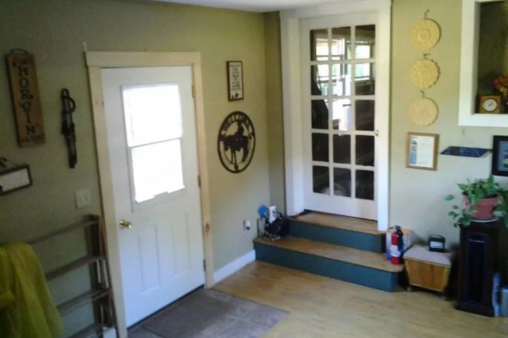 Room 9 of 21