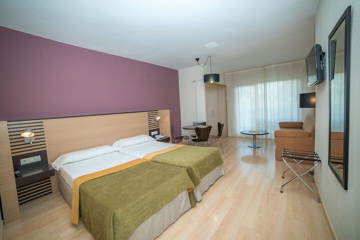 Room 21 of 53
