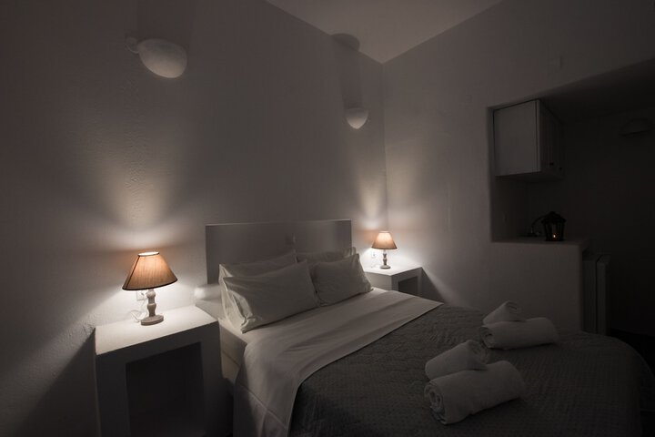 Room 6 of 111