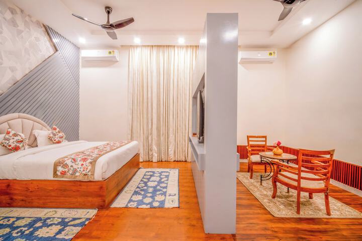 Room 21 of 93