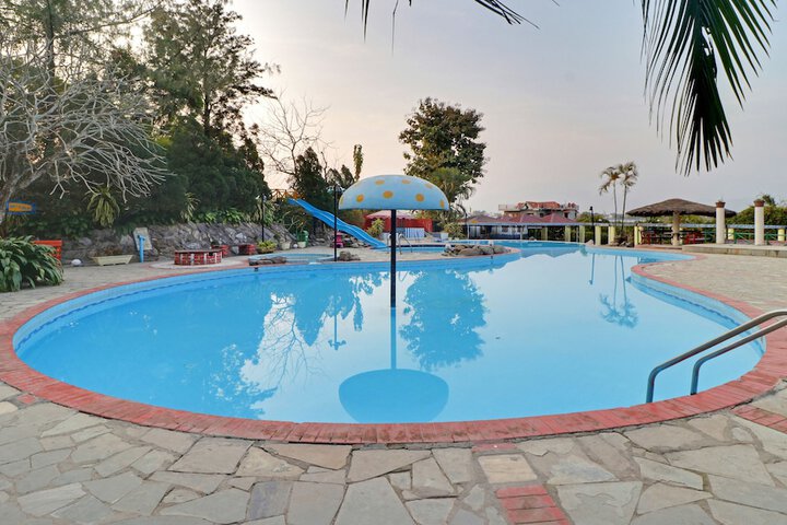 Pool 14 of 36