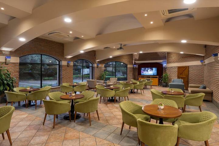 Guest Lobby