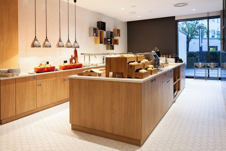 Breakfast/Coffee Service 119 of 182