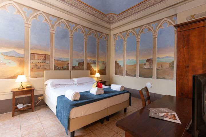 Room 5 of 22