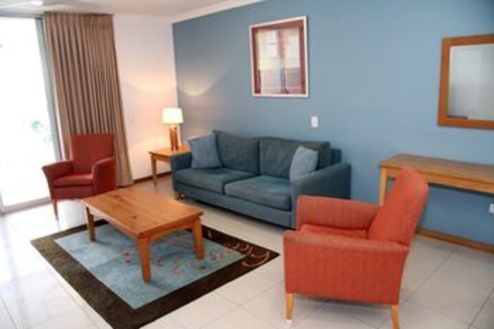 Room 76 of 107