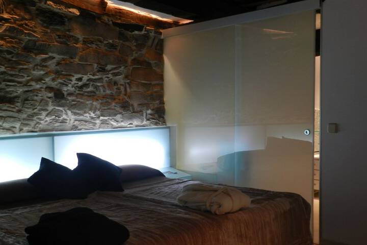 Room 14 of 39