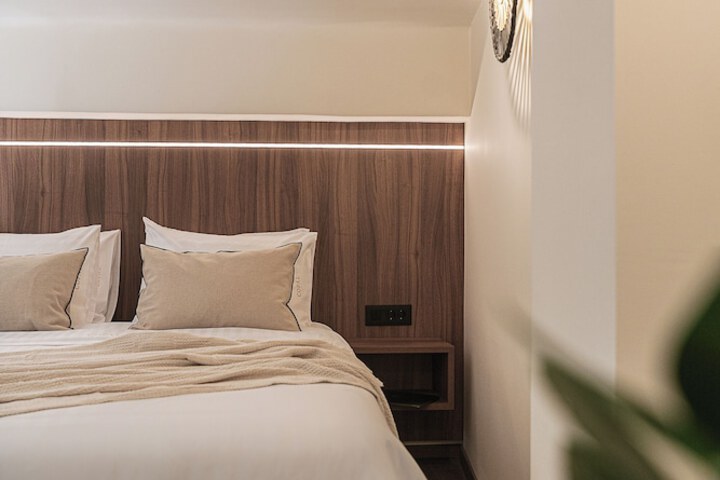 Room 7 of 23