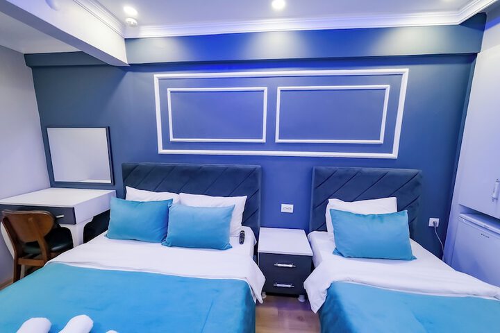 Room 77 of 121
