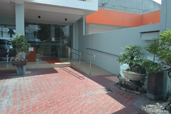 Hotel 51 of 52