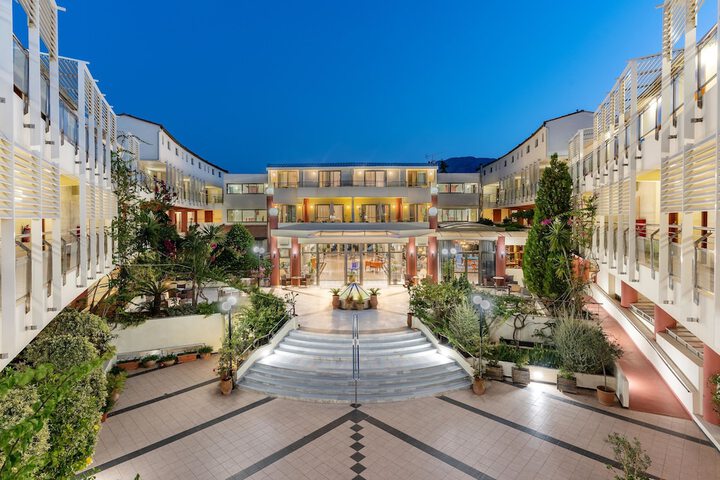 Hotel 207 of 234