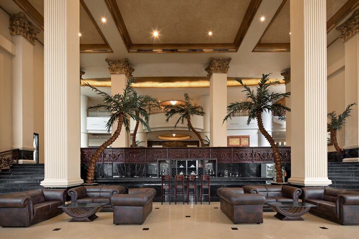 Guest Lobby