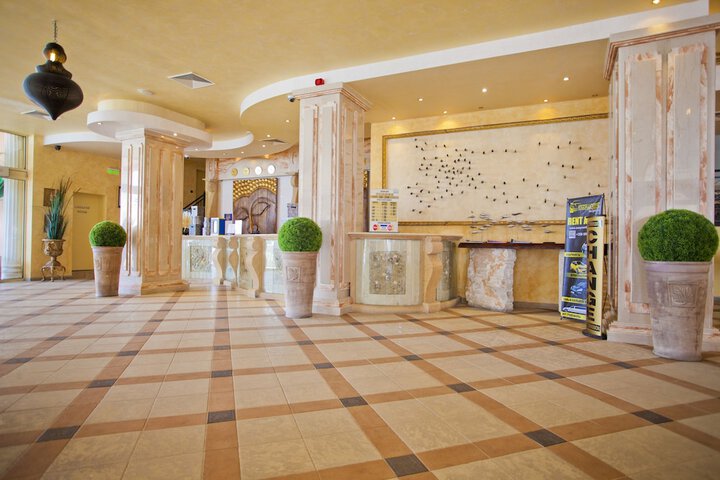 Hotel Interior 3 of 91