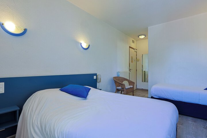 Room 21 of 54
