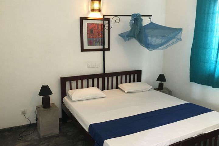 Room 4 of 29